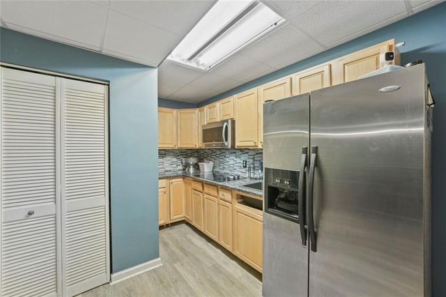 2895 Hilton Circle NW, Kennesaw, GA 30152