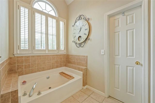 2895 Hilton Circle NW, Kennesaw, GA 30152