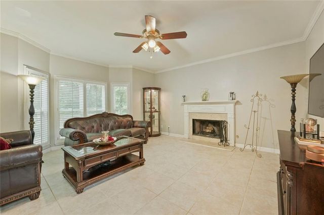 2895 Hilton Circle NW, Kennesaw, GA 30152