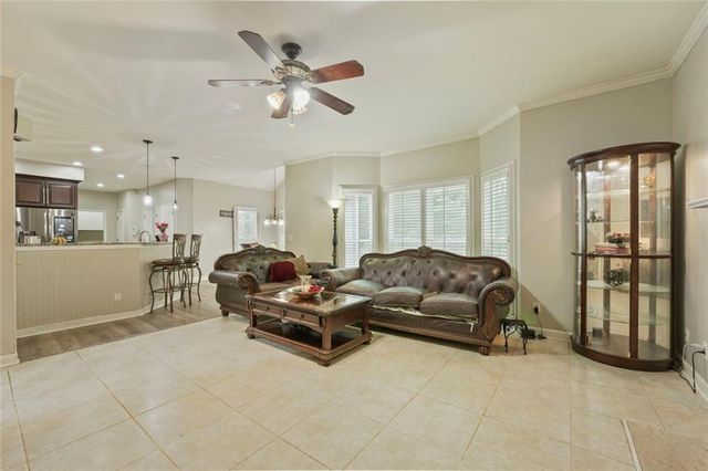 2895 Hilton Circle NW, Kennesaw, GA 30152