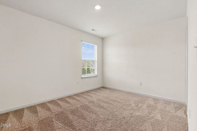 480 N Great White Way, Clayton, NC 27527