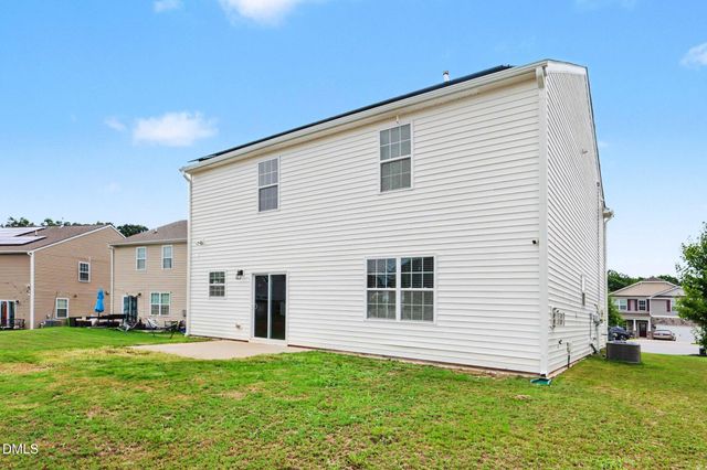 480 N Great White Way, Clayton, NC 27527