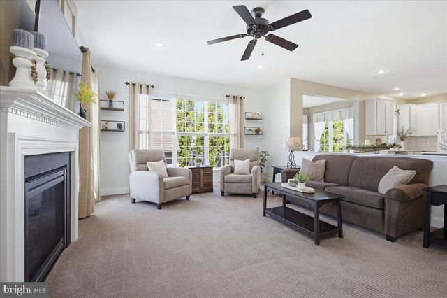 1400 PICKET DR, Lancaster, PA 17601