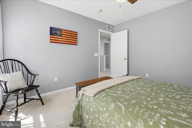 1400 PICKET DR, Lancaster, PA 17601