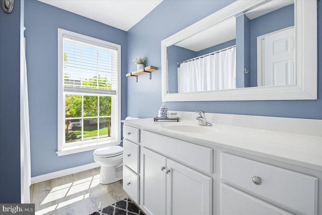 1400 PICKET DR, Lancaster, PA 17601