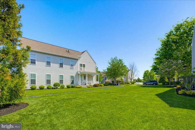 1400 PICKET DR, Lancaster, PA 17601