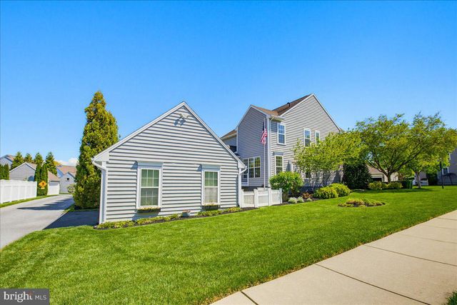 1400 PICKET DR, Lancaster, PA 17601