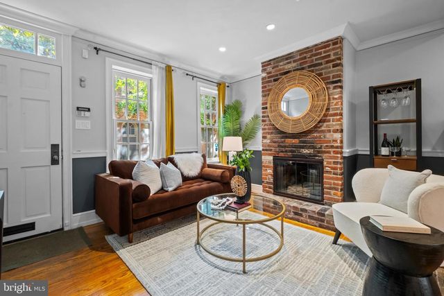 1221 RODMAN ST, Philadelphia, PA 19147