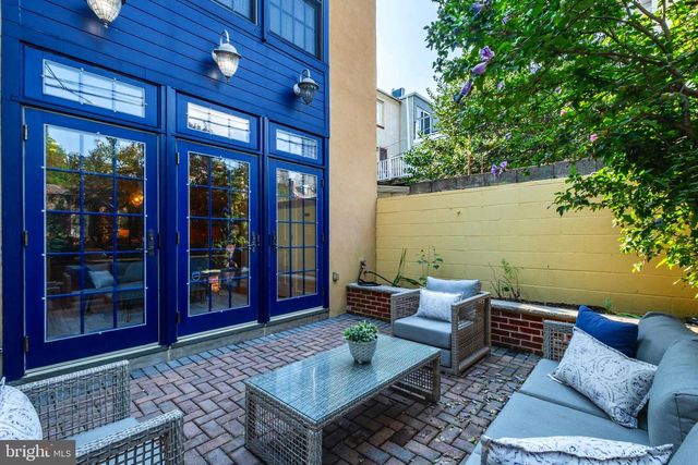 1221 RODMAN ST, Philadelphia, PA 19147