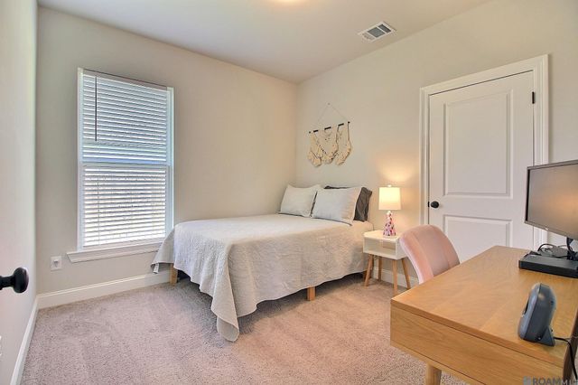 10462 Highcrest Dr, Denham Springs, LA 70706