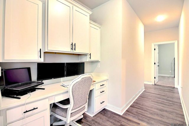 10462 Highcrest Dr, Denham Springs, LA 70706