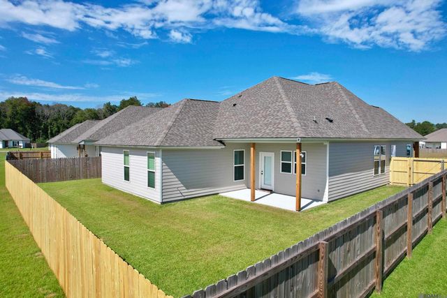 10462 Highcrest Dr, Denham Springs, LA 70706