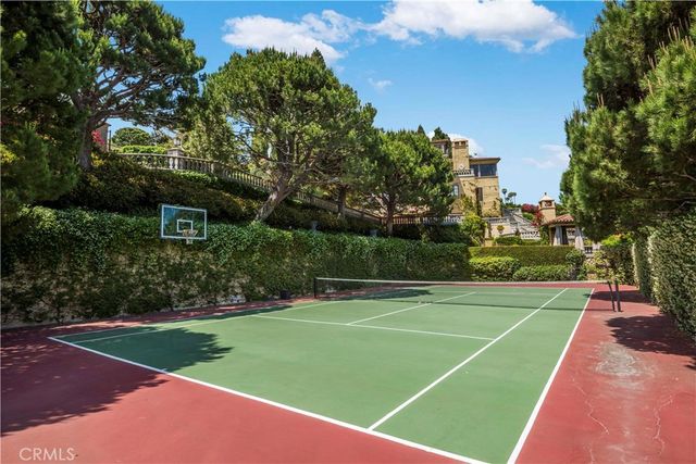 705 Via La Cuesta, Palos Verdes Estates, CA 90274