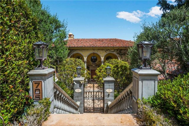 705 Via La Cuesta, Palos Verdes Estates, CA 90274