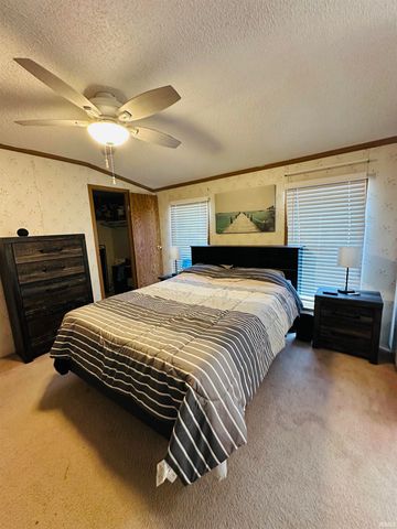 11102 N Landings Road, Monticello, IN 47960