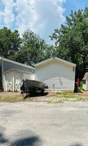 11102 N Landings Road, Monticello, IN 47960