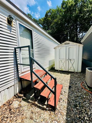 11102 N Landings Road, Monticello, IN 47960