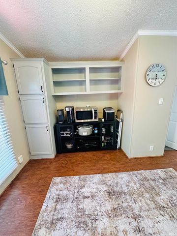 11102 N Landings Road, Monticello, IN 47960