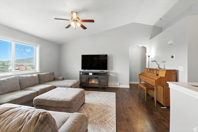 609 N 130 E, Smithfield, UT 84335