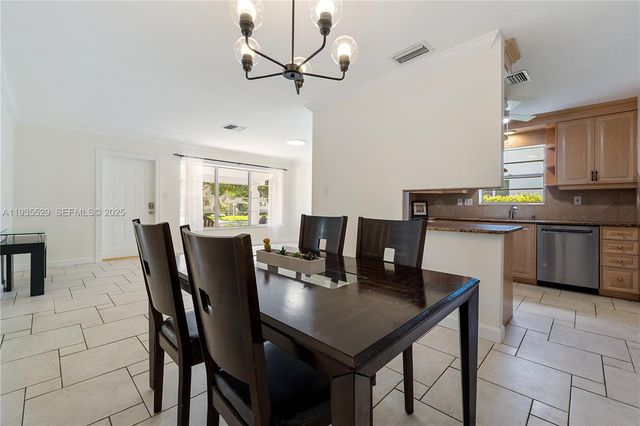 232 SE 6th St, Dania Beach, FL 33004