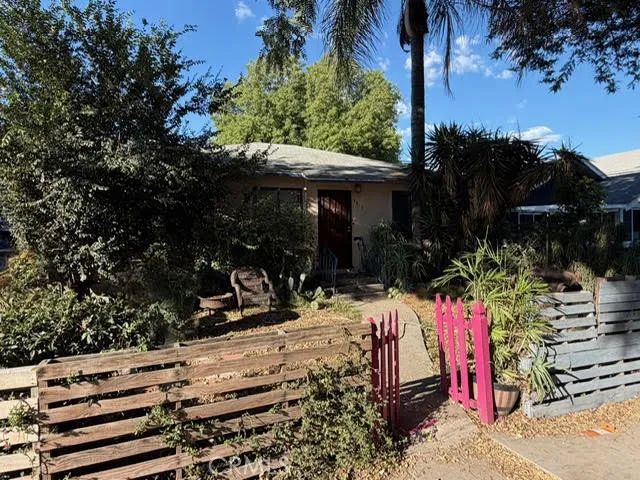 4319 Melbourne, Los Angeles, CA 90027