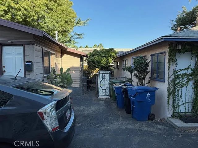 4319 Melbourne, Los Angeles, CA 90027