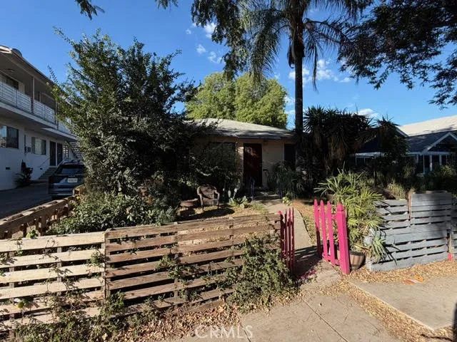 4319 Melbourne, Los Angeles, CA 90027