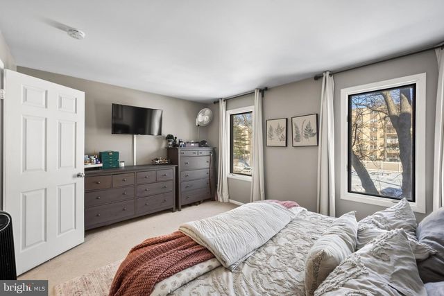 25 APPLEY CT, Cherry Hill, NJ 08002