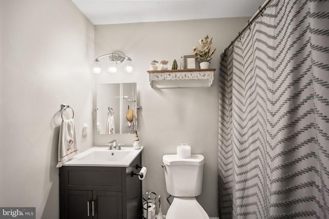 25 APPLEY CT, Cherry Hill, NJ 08002