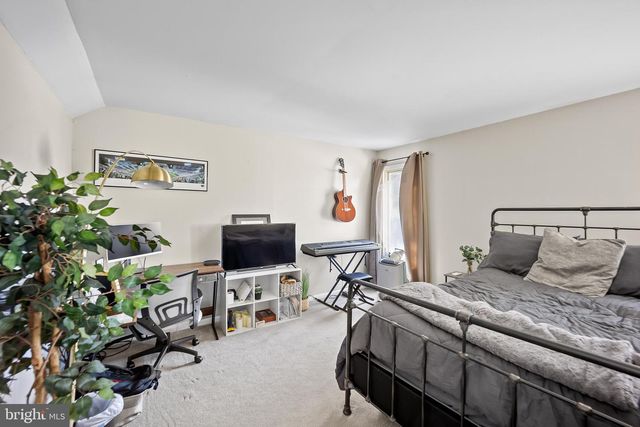 25 APPLEY CT, Cherry Hill, NJ 08002