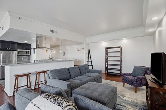 3030 Mckinney Avenue 404, Dallas, TX 75204