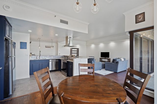 3030 Mckinney Avenue 404, Dallas, TX 75204