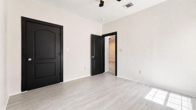11611 Walraven Drive, Houston, TX 77336