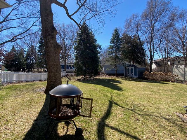 1001 S Main Street, Yorkville, IL 60560