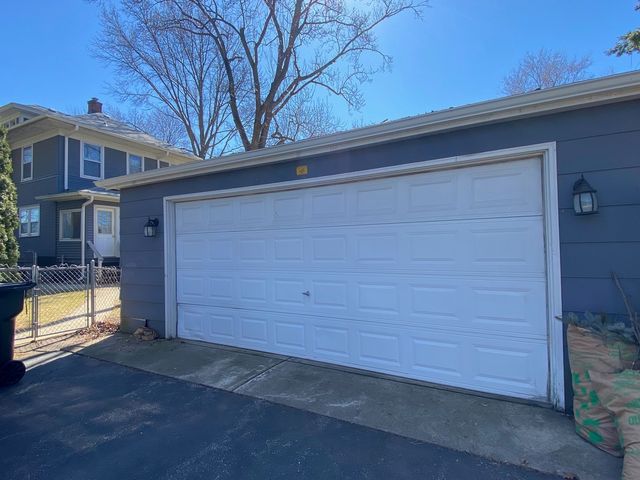 1001 S Main Street, Yorkville, IL 60560