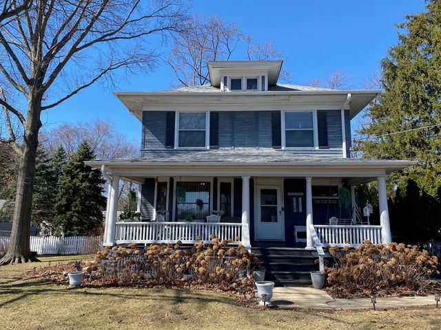 1001 S Main Street, Yorkville, IL 60560