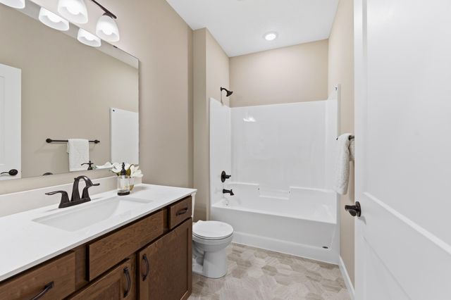 284 Emmy Lane, Hanover, MN 55341