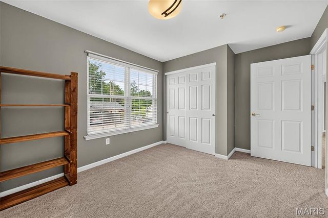 2562 Coppergate Square Drive F, St Louis, MO 63129