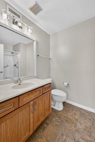2562 Coppergate Square Drive F, St Louis, MO 63129