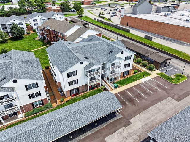 2562 Coppergate Square Drive F, St Louis, MO 63129