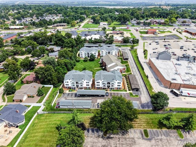 2562 Coppergate Square Drive F, St Louis, MO 63129