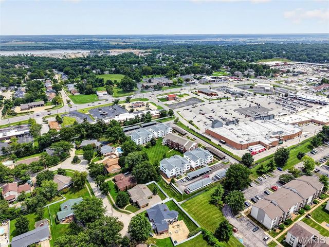 2562 Coppergate Square Drive F, St Louis, MO 63129