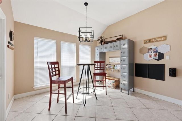 6330 Chasse Stone, Orange, TX 77632