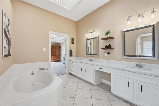 6330 Chasse Stone, Orange, TX 77632