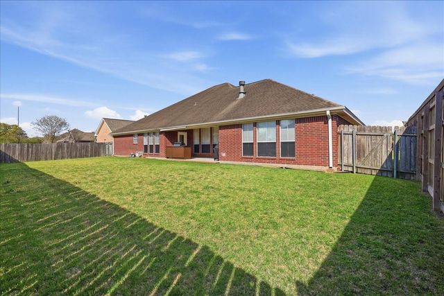 6330 Chasse Stone, Orange, TX 77632