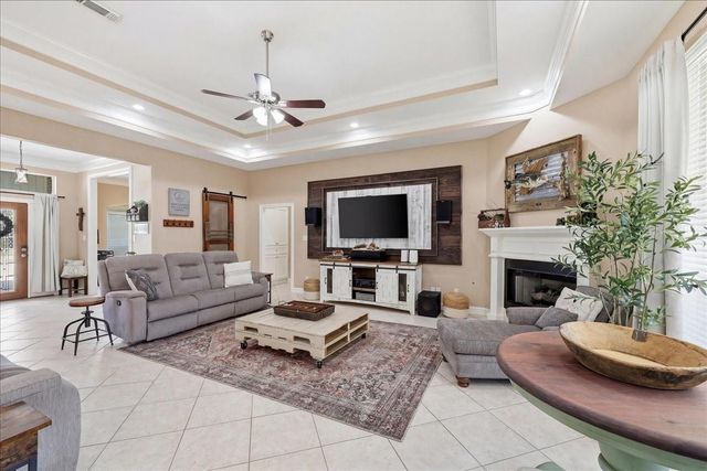 6330 Chasse Stone, Orange, TX 77632