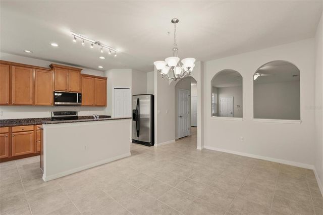 3717 PARKRIDGE CIRCLE 6-102, Sarasota, FL 34243