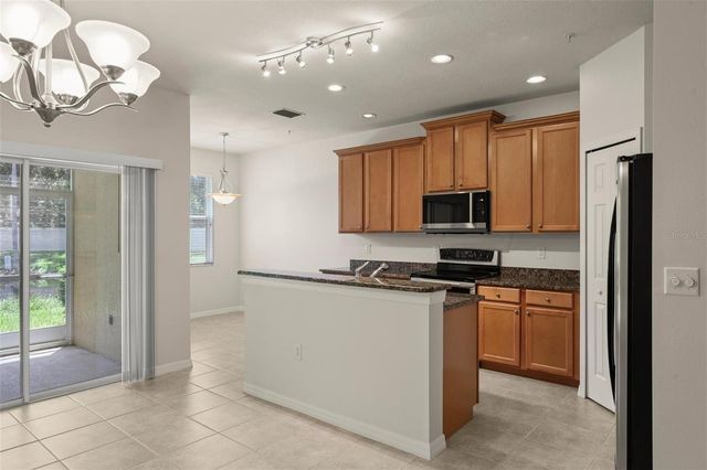 3717 PARKRIDGE CIRCLE 6-102, Sarasota, FL 34243