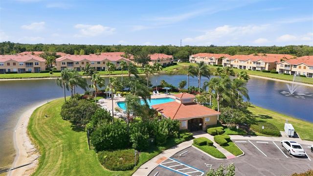 3717 PARKRIDGE CIRCLE 6-102, Sarasota, FL 34243
