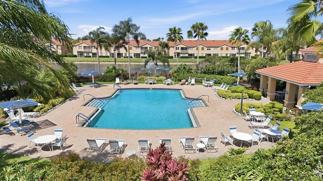 3717 PARKRIDGE CIRCLE 6-102, Sarasota, FL 34243